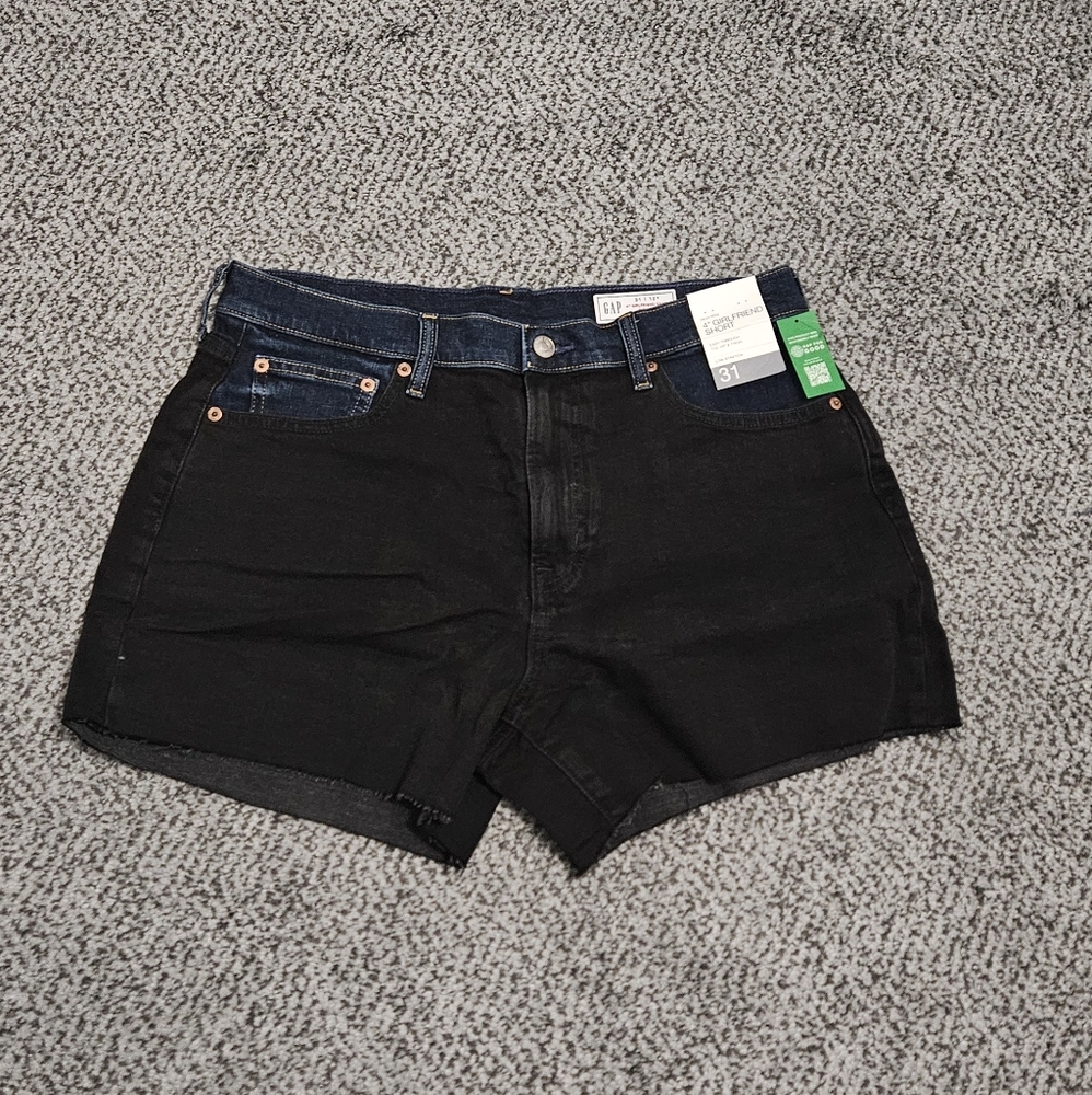NWT: Women's Gap Black/Blue Denim Shorts - Size 12